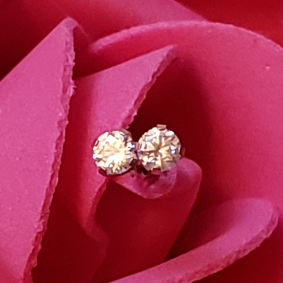 14K White Gold CZ Earrings